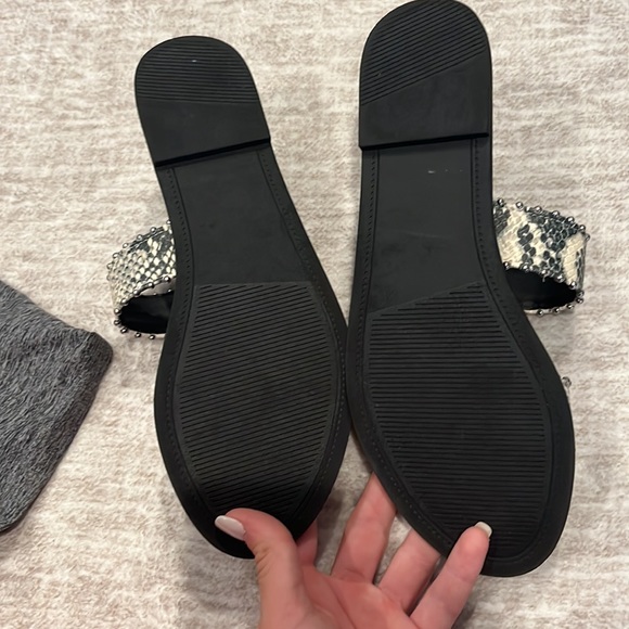 Steve Madden sandals - Picture 2 of 3